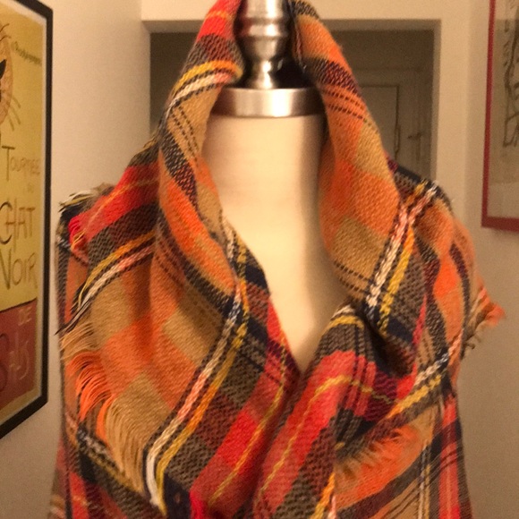 Extra Large Orange Plaid Blanket Scarf 😘😘 - Picture 6 of 8